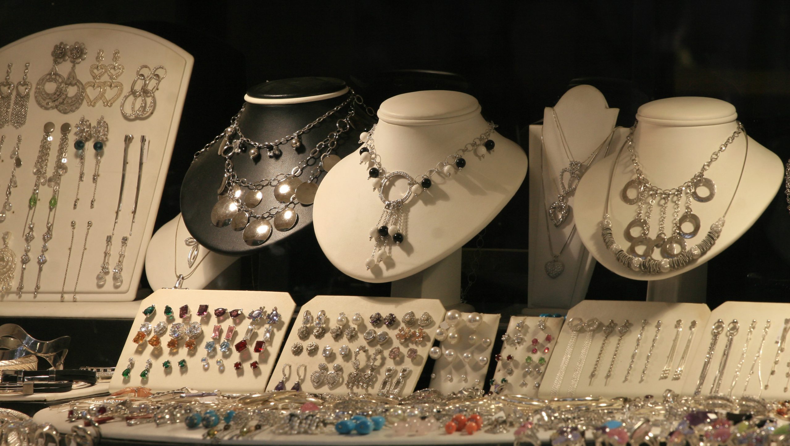 Learn How to Start a Fine Jewelry Collection